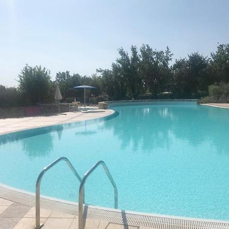 Luxury Apartments - Le Fate - Residence With Pool Манерба-дель-Гарда Екстер'єр фото