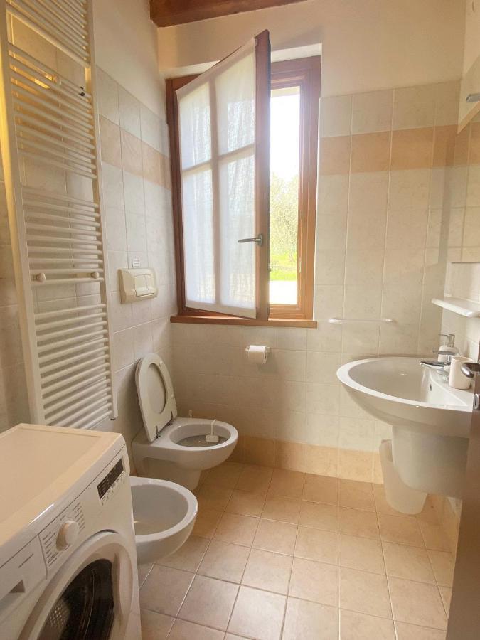 Luxury Apartments - Le Fate - Residence With Pool Манерба-дель-Гарда Екстер'єр фото