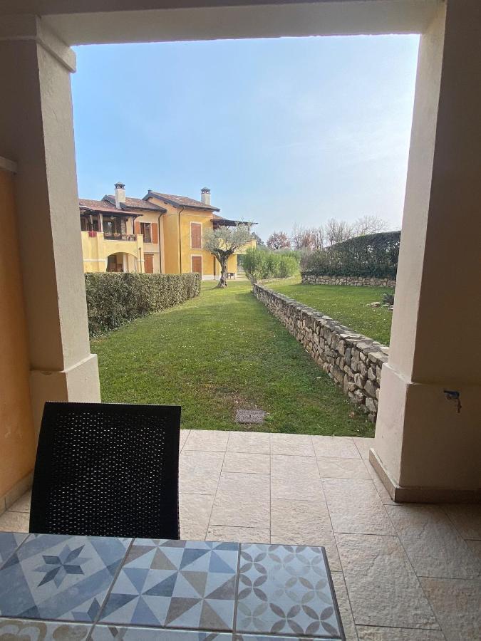 Luxury Apartments - Le Fate - Residence With Pool Манерба-дель-Гарда Екстер'єр фото